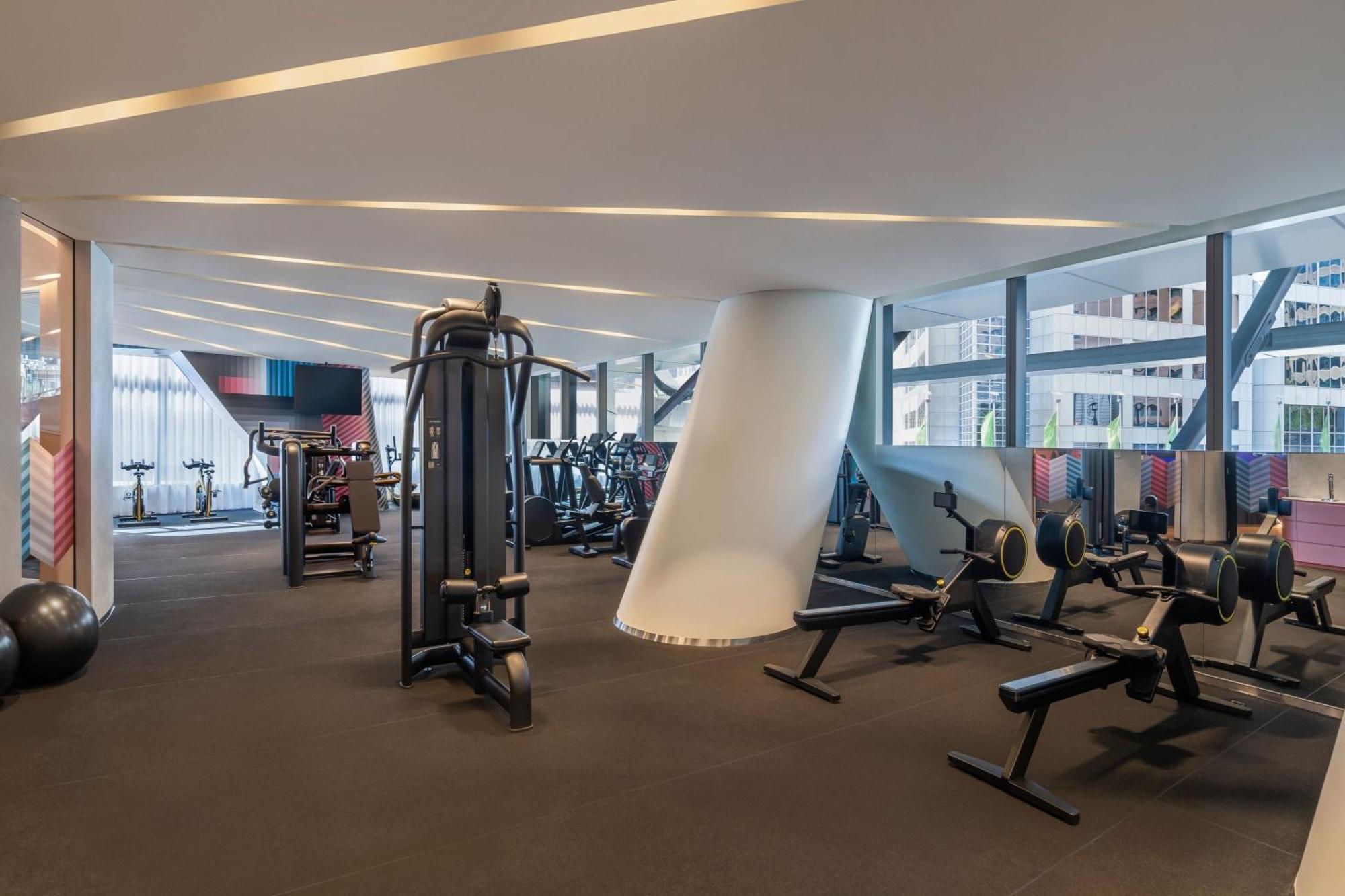 W Sydney 호텔 외부 사진 The gym at The Standard London